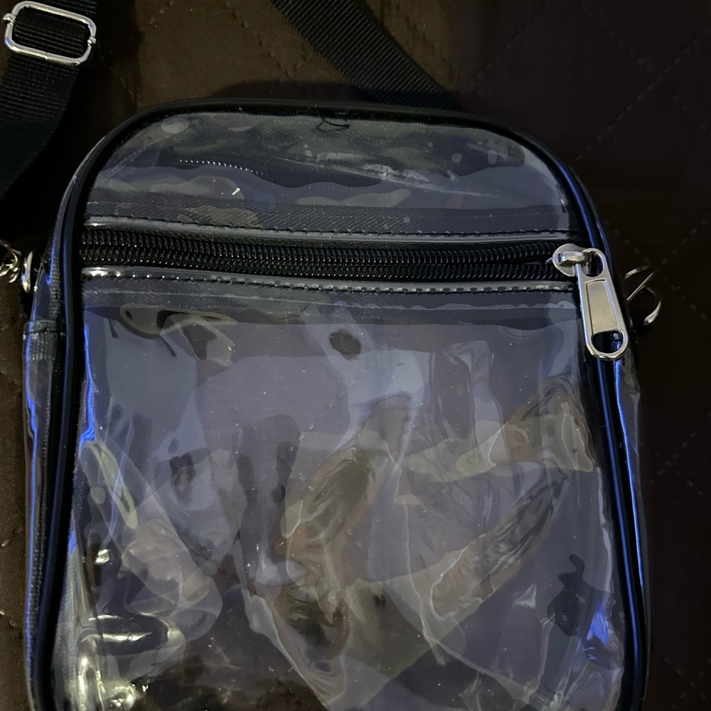 Stadium Approved Clear Crossbody Bag - Picture 4 of 5